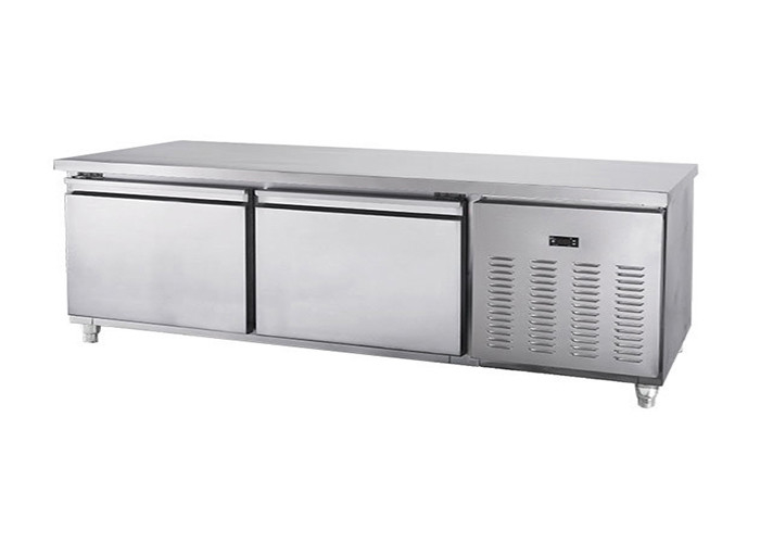 होटल की रसोई के लिए डबल तापमान वाणिज्यिक रसोई उपकरण 2 दरवाजे चिलर एसएस 1.5 मीटर