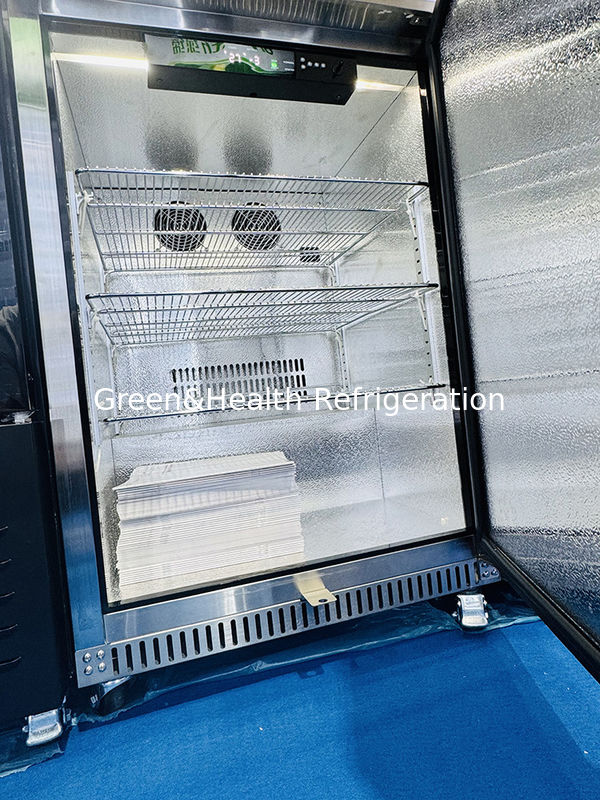 ईटीएल प्रमाणपत्र 150L 168कैन स्टेनलेस स्टील ठोस दरवाजा आउटडोर पेय रेफ्रिजरेटर